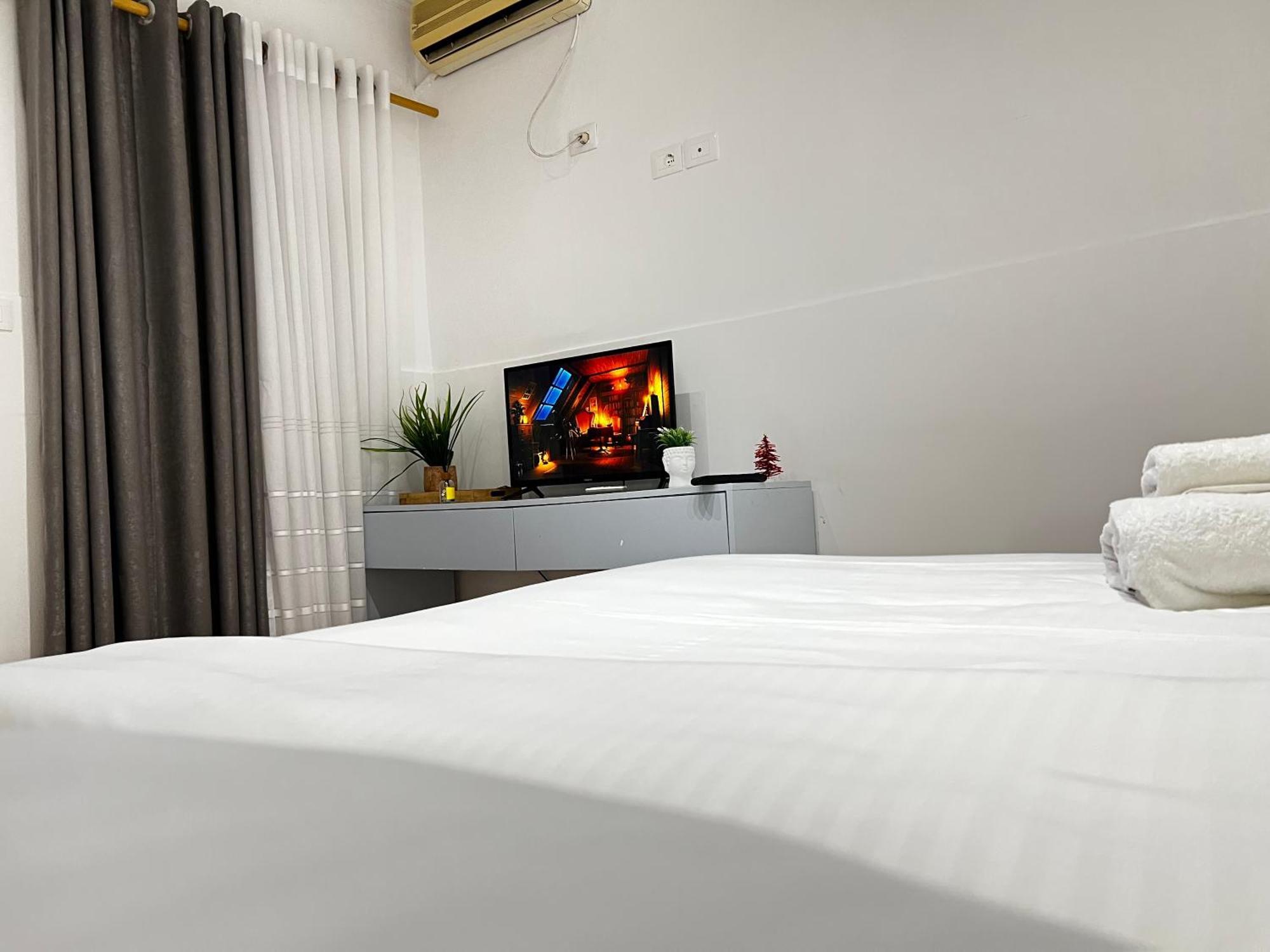 Hotel Square 3*